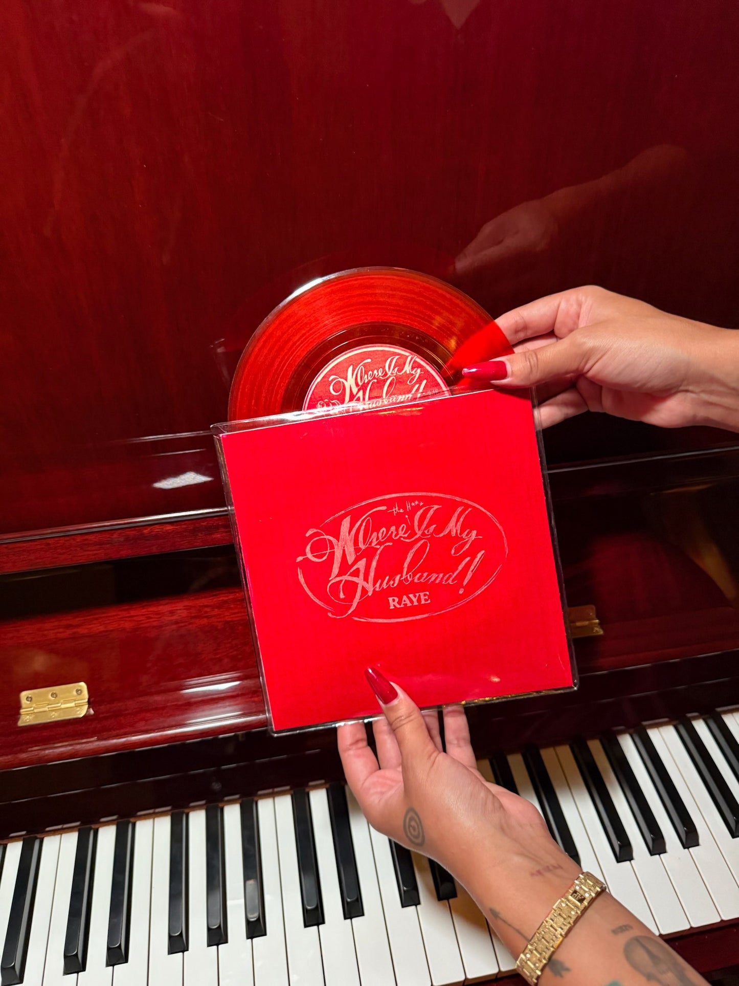 WHERE IS MY HUSBAND! 7” vinyl